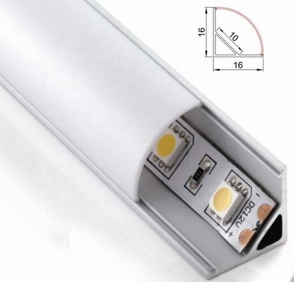Harte lineare beleuchtende Streifen-Aluminiumstange SMD2835 2700K LED ohne Punkt für Kabinett